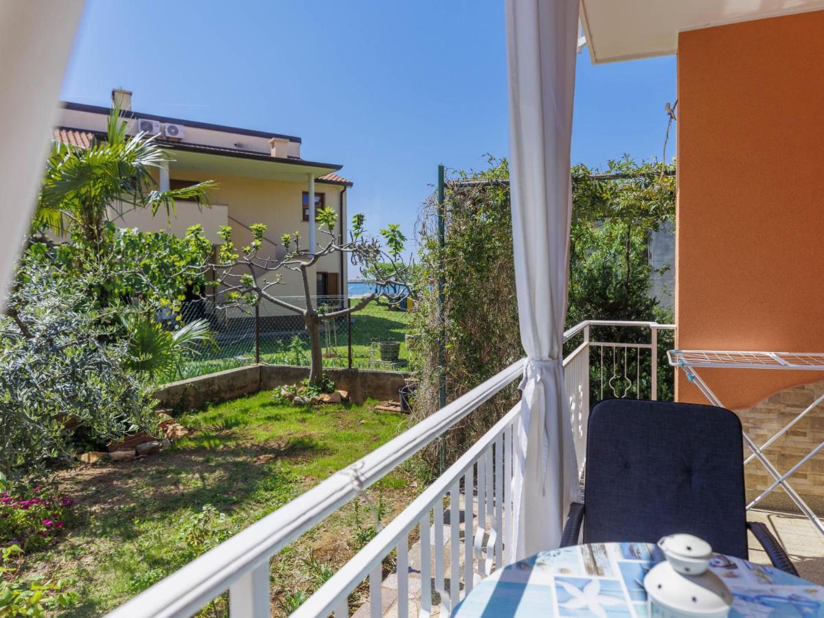 Apartment Elvi - UMA106 Umag Exterior foto